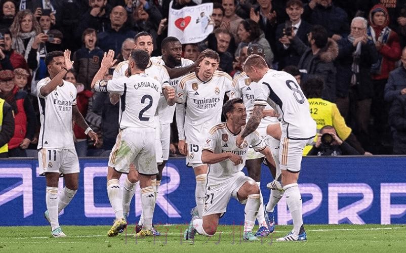 西甲-皇马2-0格拉纳达领跑 罗德里戈&迪亚斯破门 西甲-皇马2-0格拉纳达领跑 罗德里戈&迪亚斯破门